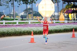 BIB: 
                            <button type="button" onclick="openModal(27851183)" class="btn btn-primary btn-sm float-right btn-popup" data-toggle="modal" data-target=".modal-high-quality">
                        <i class="fas fa-shopping-cart"></i> Add to Cart
                    </button>
                                            <button type="button" onclick="isThisMe(27851183, true)" class="btn btn-success btn-sm float-right btn-popup btn-isme hidden" data-toggle="tooltip" data-placement="bottom" title="นี่คือรูปของคุณใช่ไหม คลิกที่นี่เพื่อเอาเข้าอัลบั้ม">
                        <i class="fas fa-plus"></i> Add to album
                    </button>
                    <button type="button" onclick="isThisMe(27851183, false)" class="btn btn-warning btn-sm float-right btn-popup btn-isnotme hidden">
                        <i class="fas fa-ban"></i> Remove from album
                    </button>